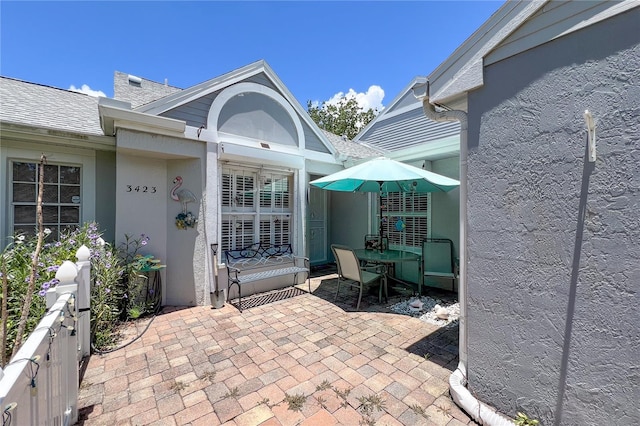 view of patio with outdoor dining space
