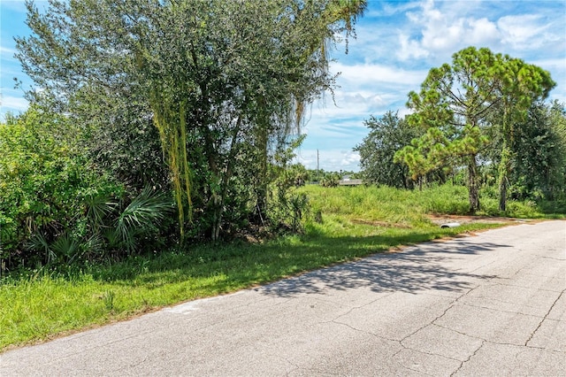 8185 Dafoe St, Port Charlotte, FL 33981 - photo 6