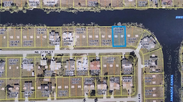 1817 NE 27th St, Cape Coral, FL 33909 - photo 13