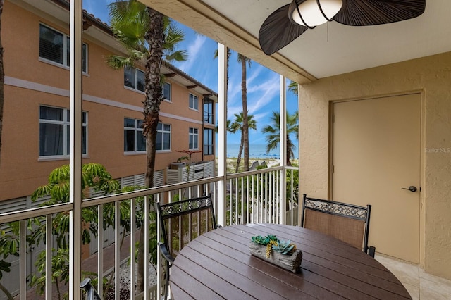 balcony featuring ceiling fan