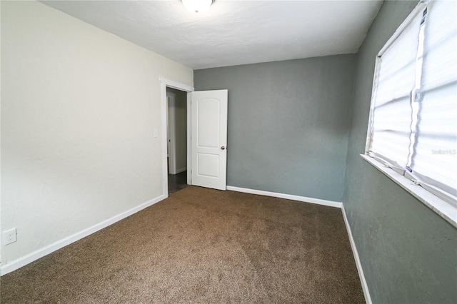 view of carpeted spare room