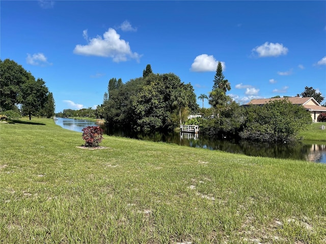 Listing photo 3 for 130 Mark Twain Ln, Rotonda West FL 33947