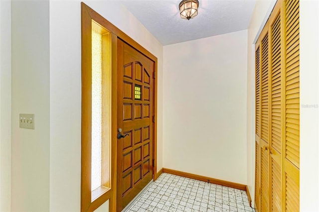 5111 Coral Blvd, Bradenton, FL 34210 - entryway with baseboards