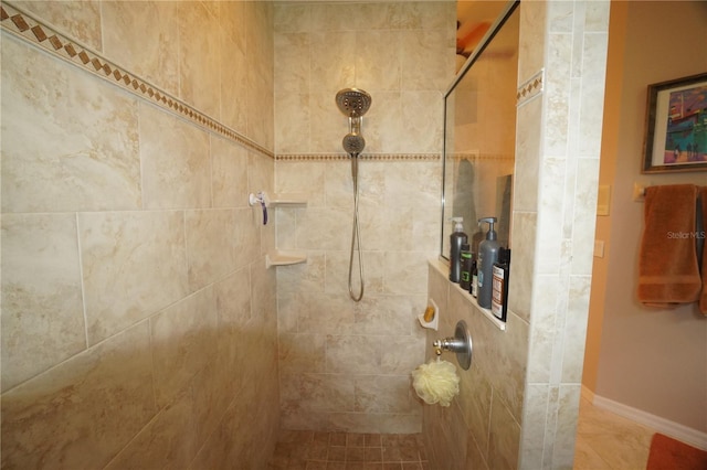 bathroom featuring tiled shower