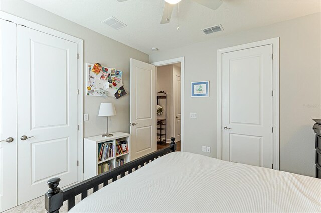 bedroom featuring ceiling fan