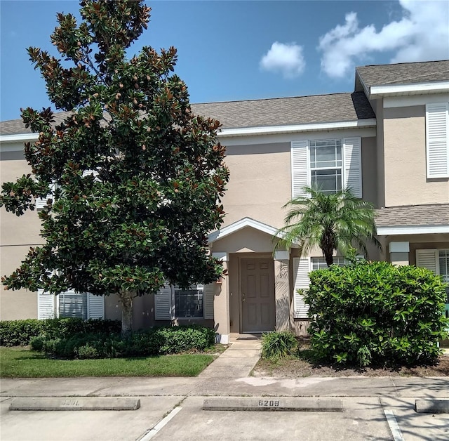 view of front of house