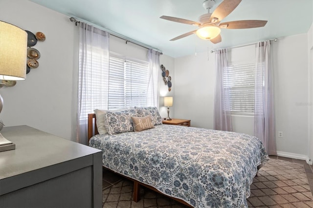 bedroom with ceiling fan