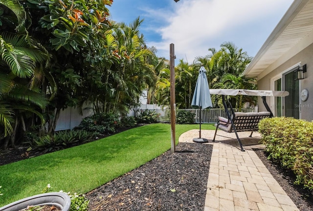 view of yard with a patio