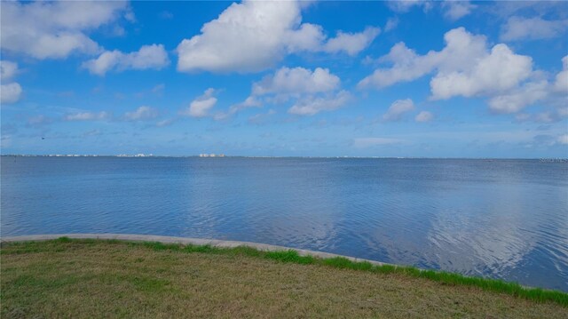 8258 Longbay Blvd, Sarasota, FL 34243