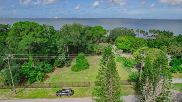 8258 Longbay Blvd, Sarasota, FL 34243