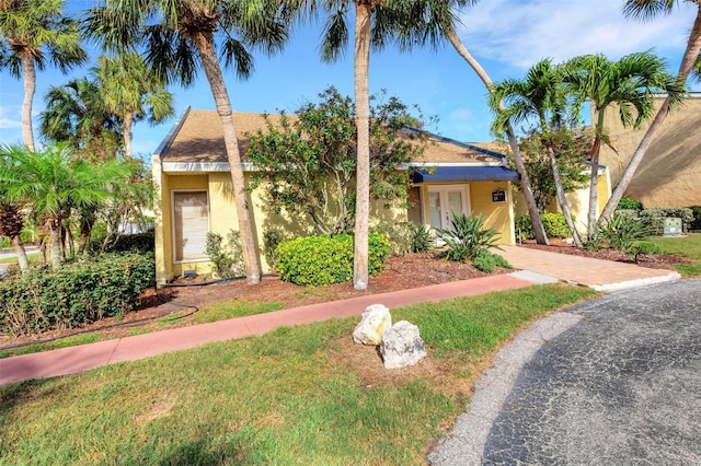 view of front of home