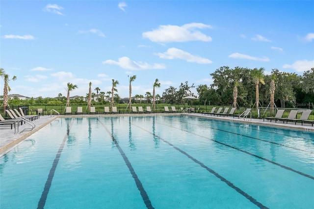 view of swimming pool