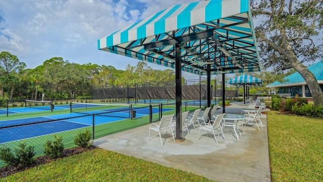 7217 Churston Ln, University Park, FL 34201 - view of tennis court