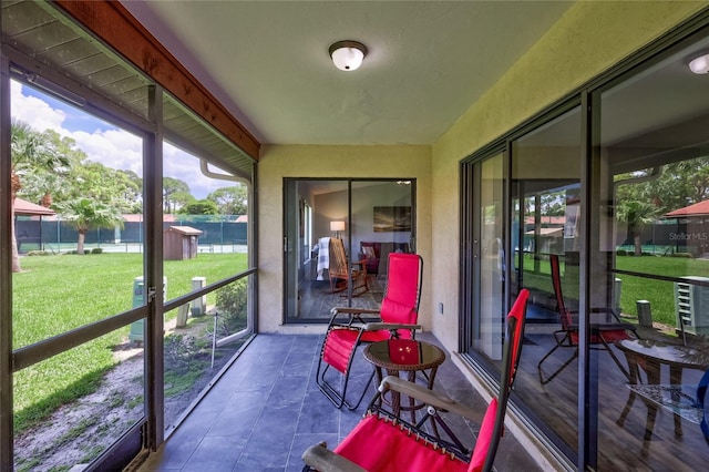 view of sunroom / solarium