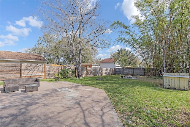 view of yard with a patio