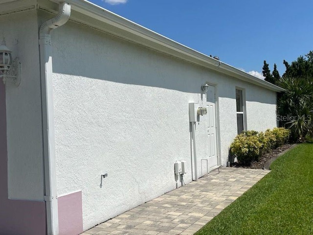 view of property exterior