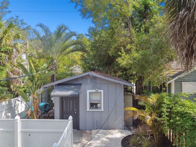 view of outbuilding