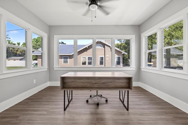 office area with ceiling fan