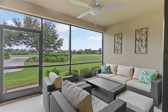 sunroom / solarium with ceiling fan