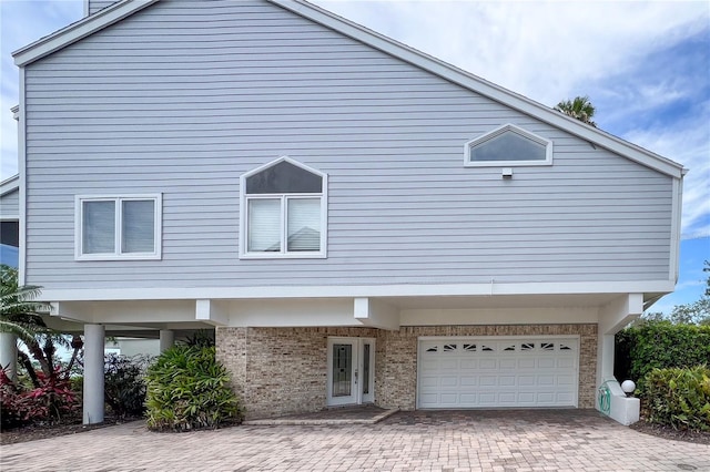 view of front of home featuring a garage