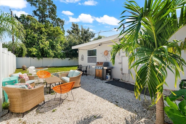 view of yard featuring outdoor lounge area and a patio area