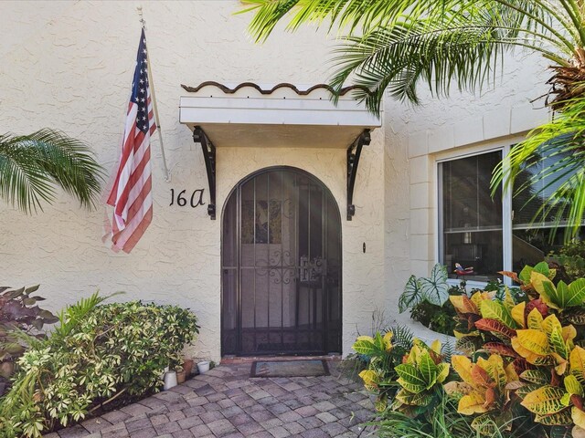 view of property entrance