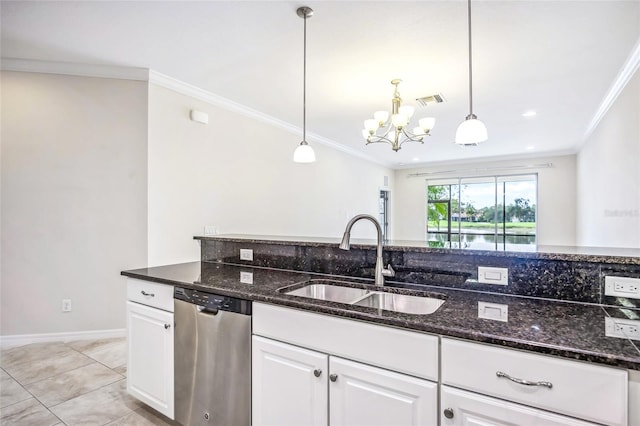 kitchen with crown molding, visible vents, a sink, and stainless steel dishwasher