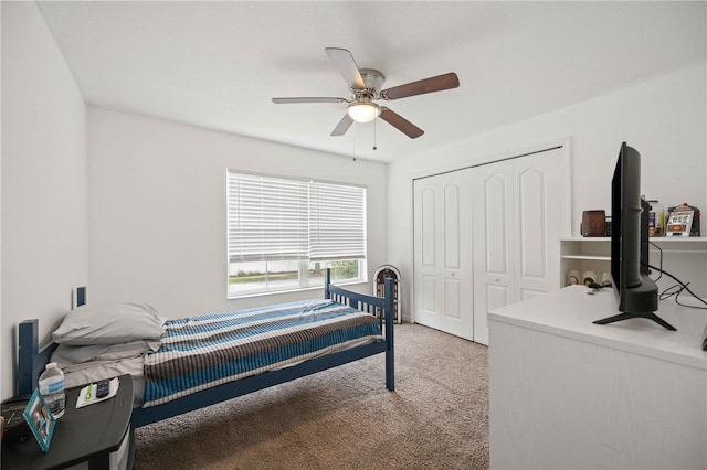 10959 Keys Gate Dr, Riverview, FL 33579 - bedroom featuring ceiling fan, a closet, and light carpet