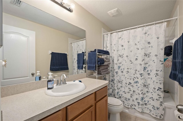 10959 Keys Gate Dr, Riverview, FL 33579 - full bath featuring tile patterned flooring, shower / bath combo, toilet, vanity, and visible vents