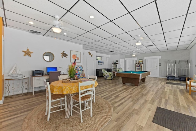 rec room featuring light wood-style floors, pool table, visible vents, and a drop ceiling