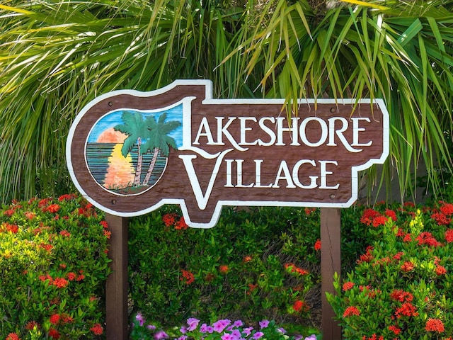 view of community / neighborhood sign