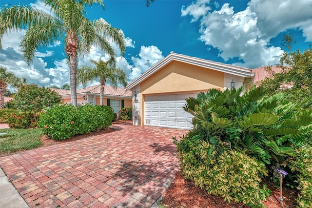 view of front of house featuring a garage