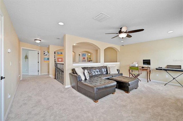 living room featuring visible vents, recessed lighting, baseboards, and carpet