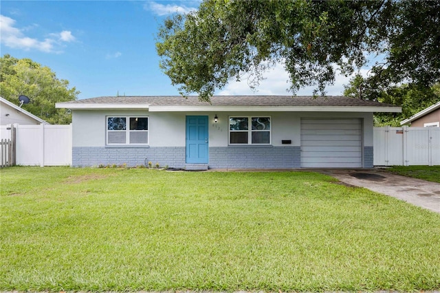 ranch-style house with a front lawn