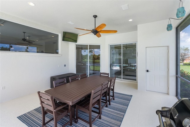 dining room with ceiling fan