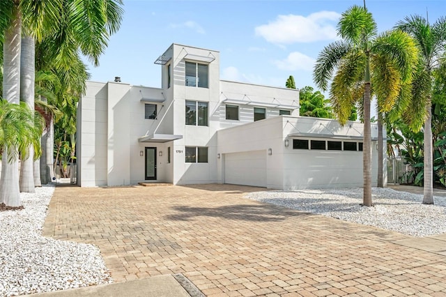 view of front of property featuring a garage