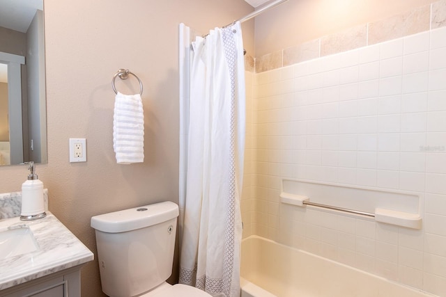 full bathroom featuring vanity, toilet, and shower / bath combo