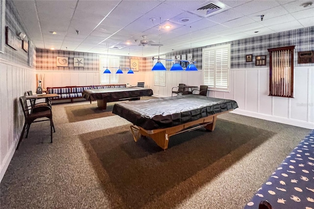 rec room with visible vents, wainscoting, pool table, and wallpapered walls