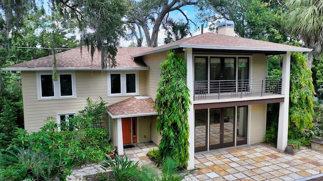 view of front of house featuring a patio area