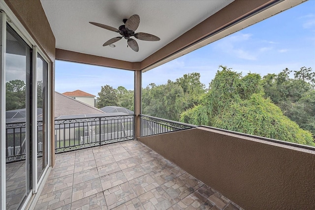 balcony with ceiling fan