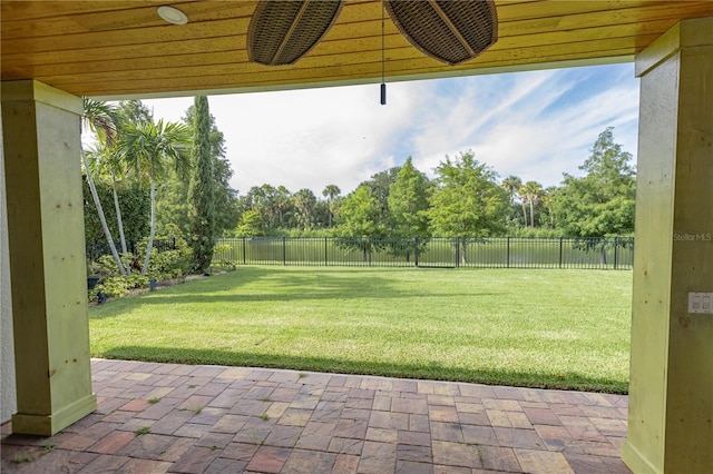 view of yard with a patio