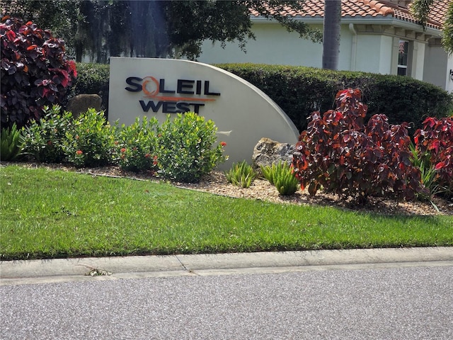 view of community / neighborhood sign