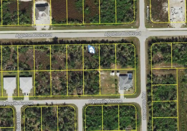 Listing photo 2 for 13337 Appleton Blvd, Port Charlotte FL 33981