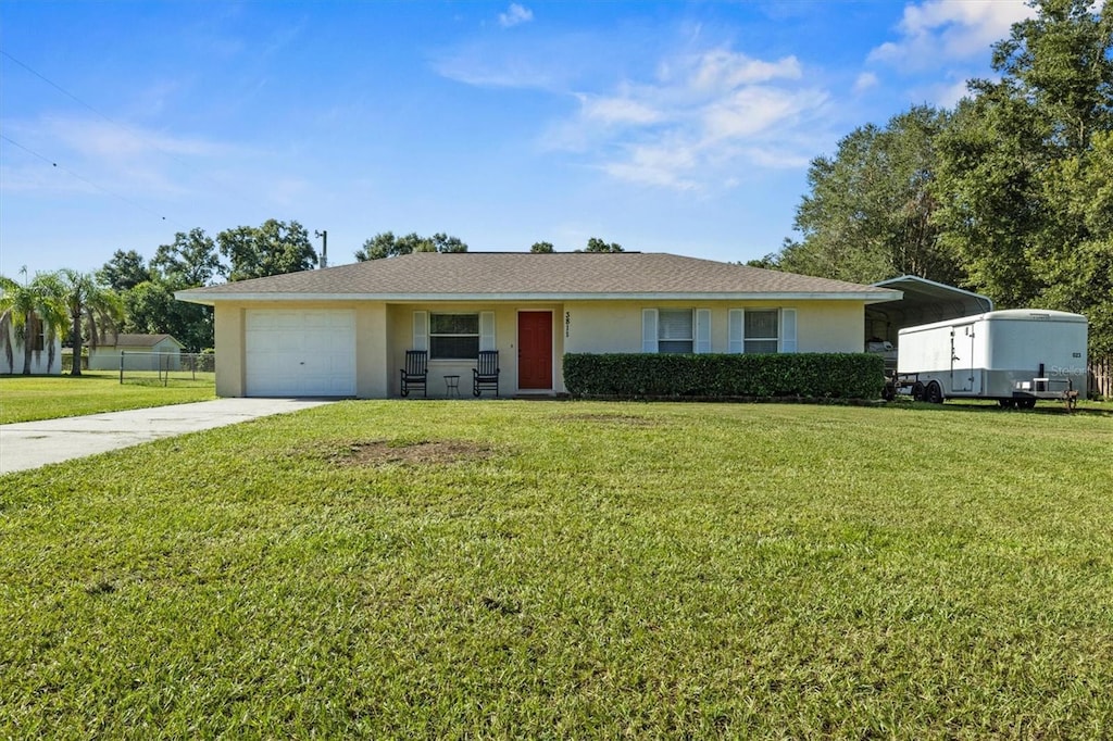 ranch-style house with a front yard