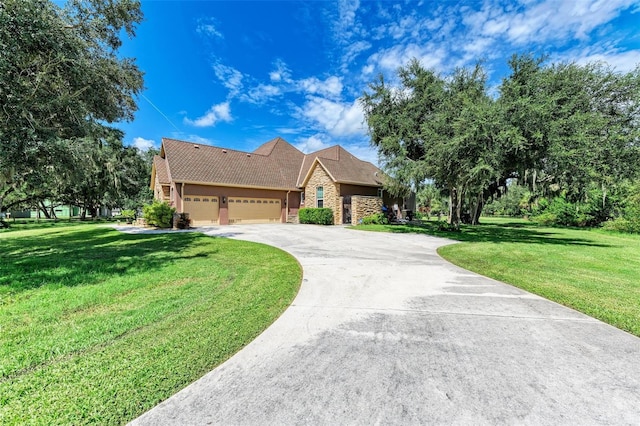 view of front of home with a front lawn