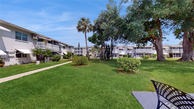 exterior space featuring a balcony