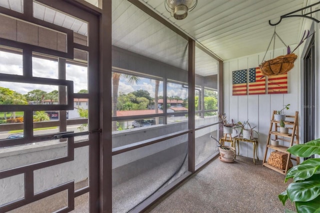 sunroom featuring a healthy amount of sunlight