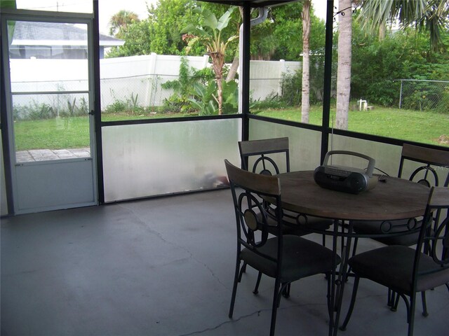 view of sunroom / solarium