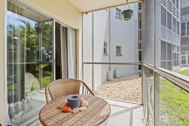 view of sunroom / solarium