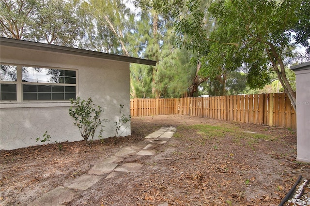 2912 Pinecrest Way, Sarasota, FL 34239 - view of fenced backyard